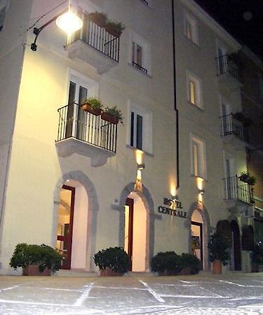 Hotel Centrale Ольбия Экстерьер фото