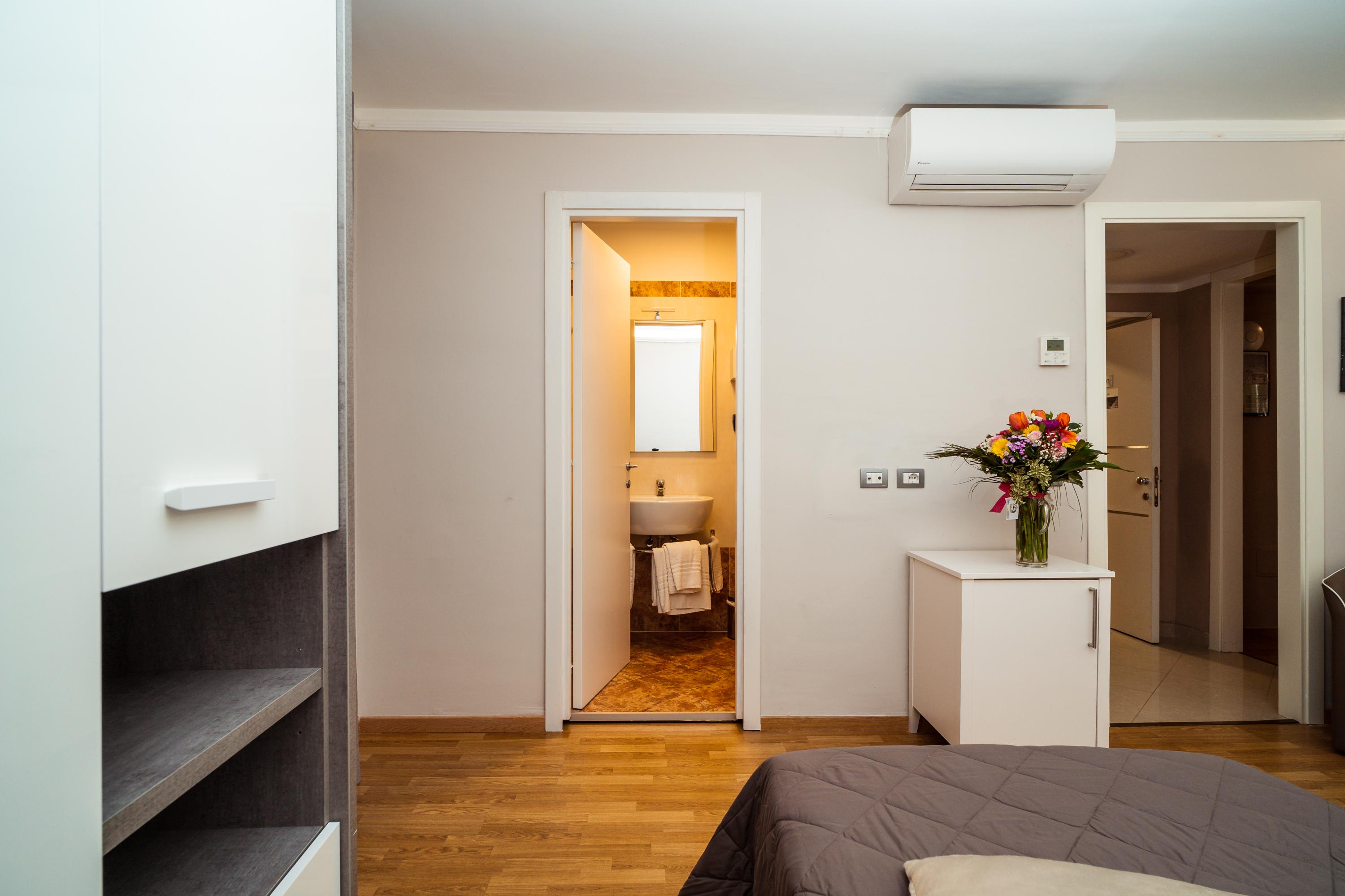 Hotel Centrale Ольбия Экстерьер фото