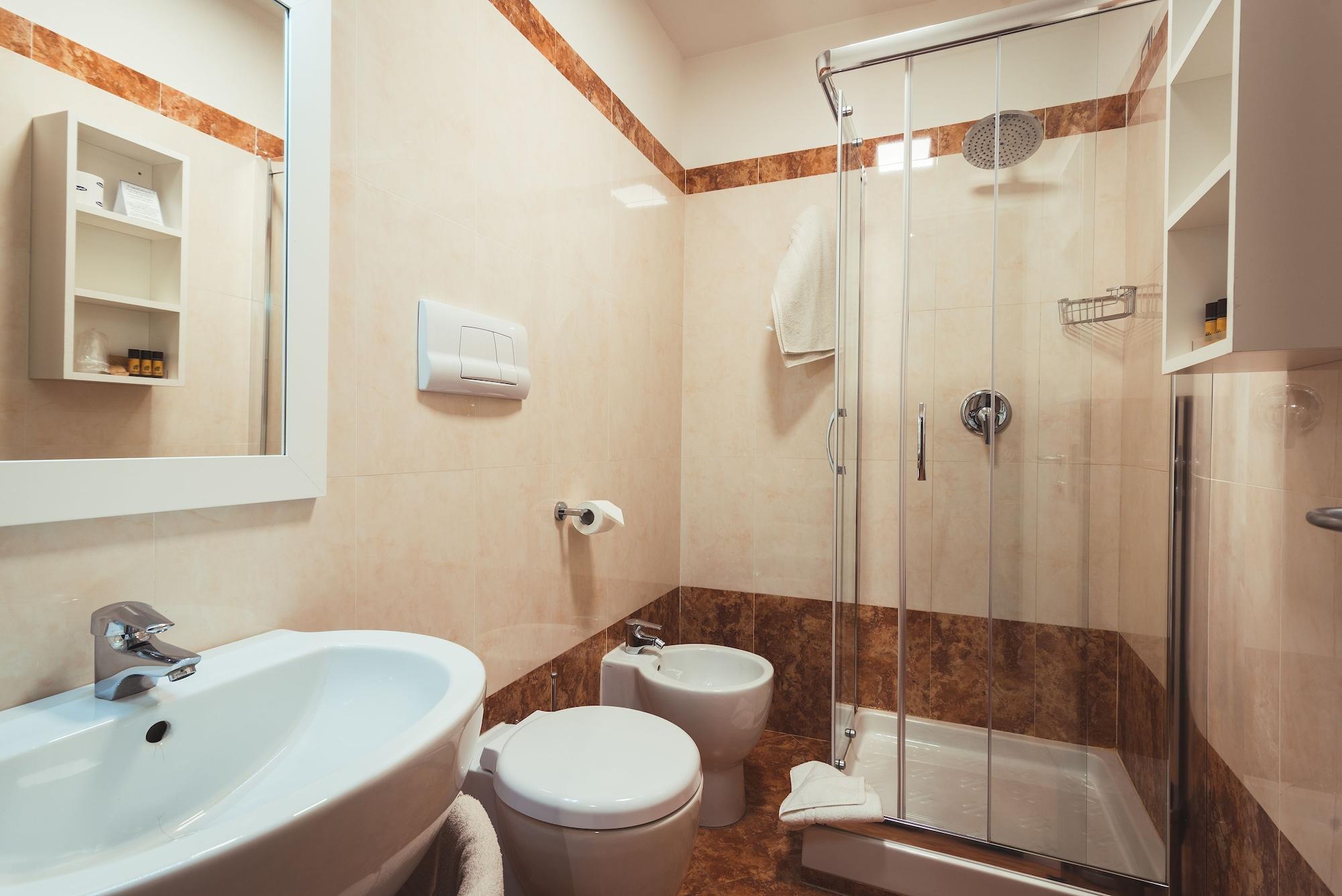 Hotel Centrale Ольбия Экстерьер фото