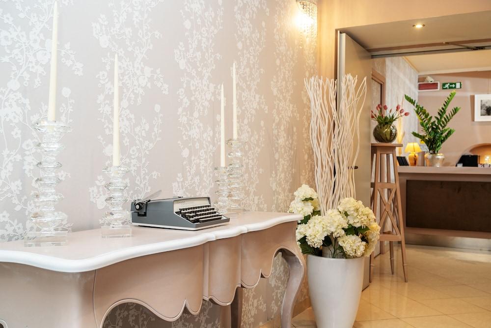 Hotel Centrale Ольбия Экстерьер фото