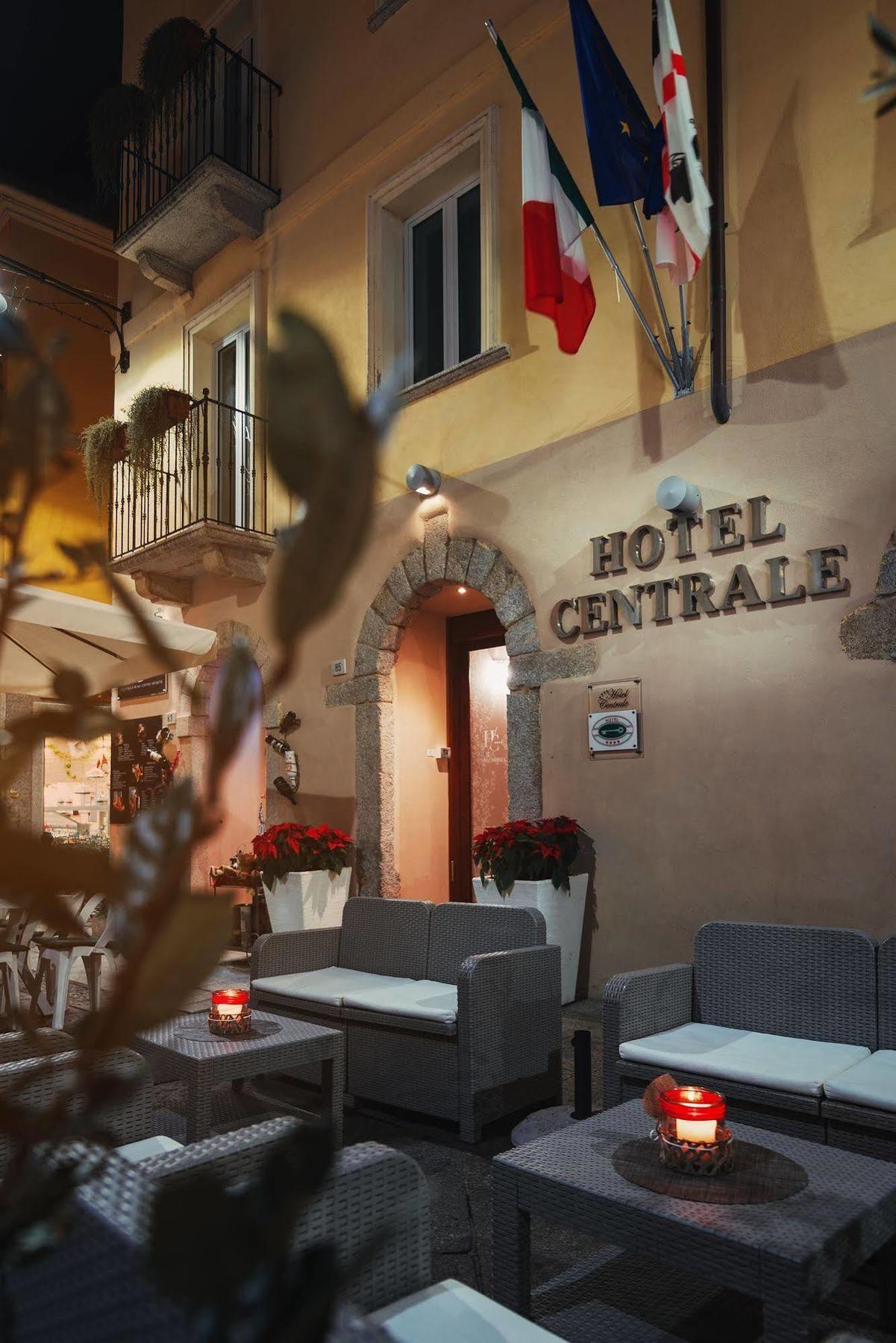 Hotel Centrale Ольбия Экстерьер фото
